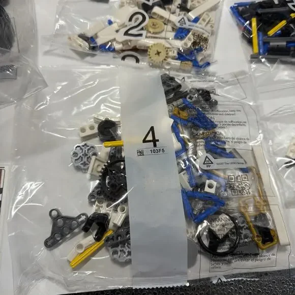 LEGO TECHNIC: NASA Mars Rover Perseverance (42158) Open Box Sealed Bags Complete - Picture 6 of 14